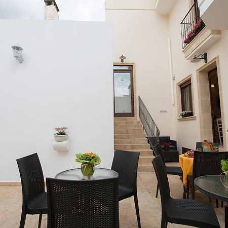 B&B Le Due Gioie Тавиано Екстериор снимка