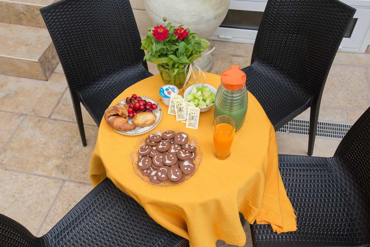 B&B Le Due Gioie Тавиано Екстериор снимка