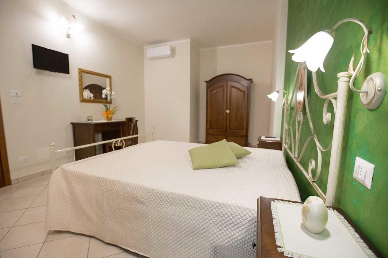 B&B Le Due Gioie Тавиано Екстериор снимка