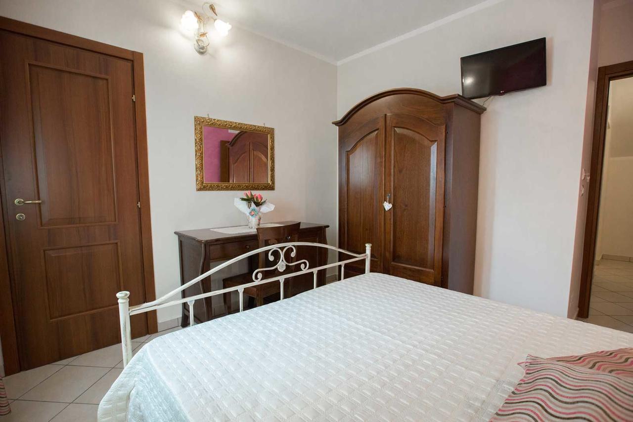 B&B Le Due Gioie Тавиано Екстериор снимка