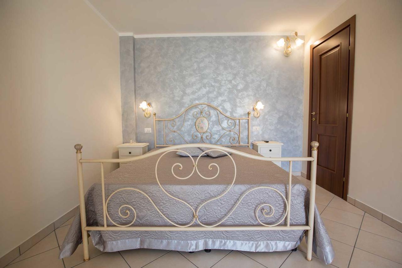 B&B Le Due Gioie Тавиано Екстериор снимка