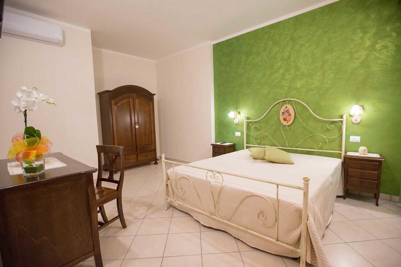 B&B Le Due Gioie Тавиано Екстериор снимка