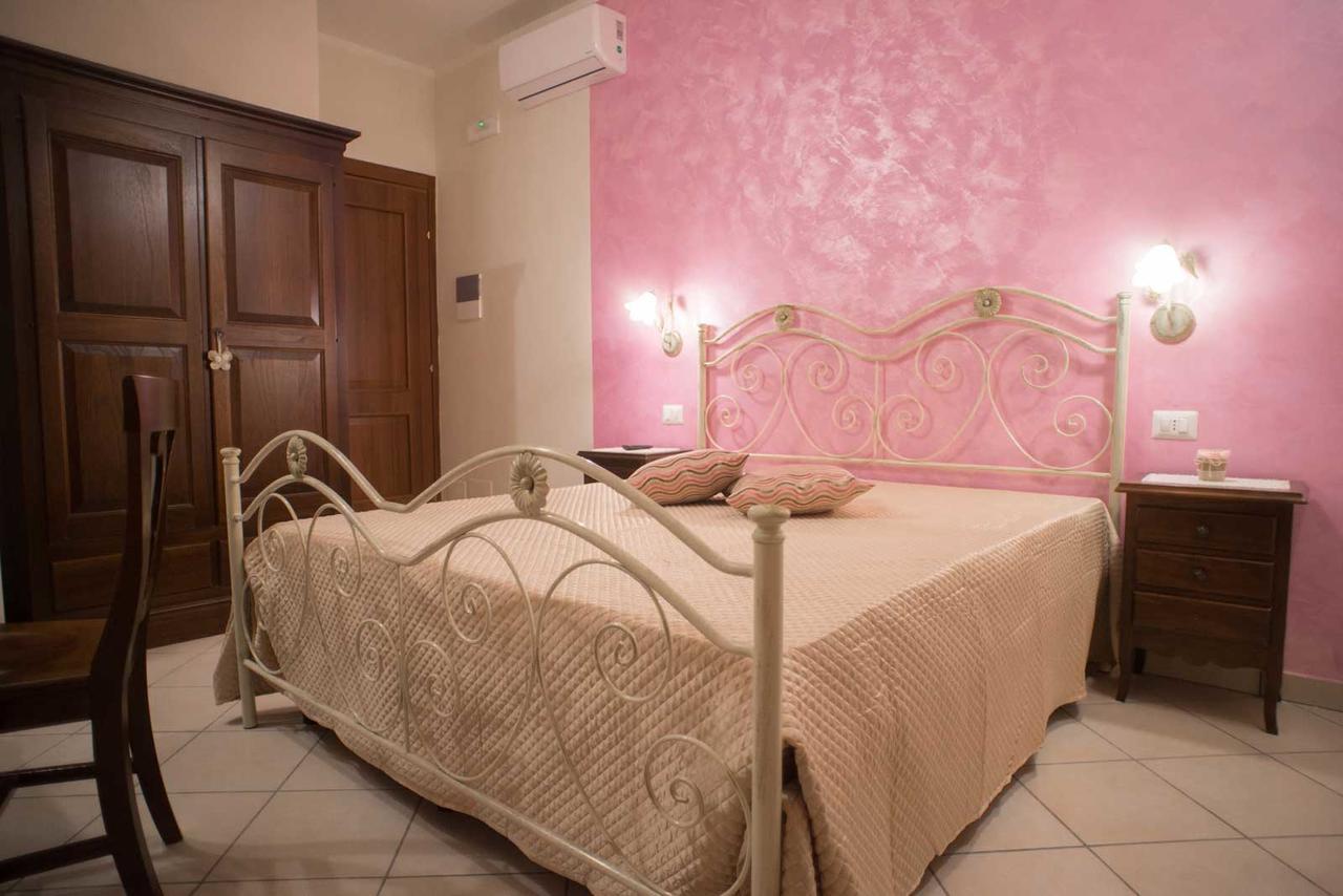 B&B Le Due Gioie Тавиано Екстериор снимка