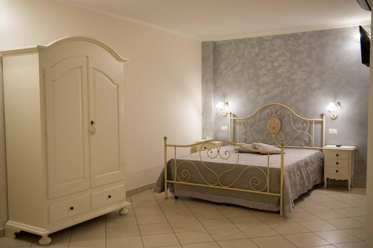 B&B Le Due Gioie Тавиано Екстериор снимка