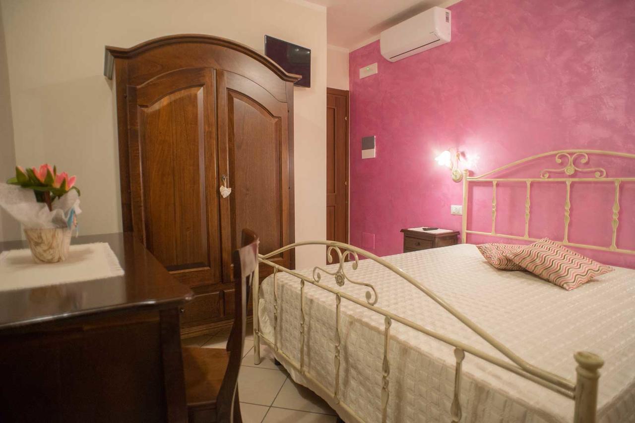 B&B Le Due Gioie Тавиано Екстериор снимка